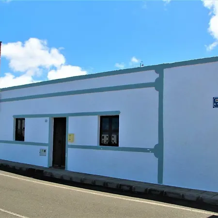 Holiday home Casa Caldera Guiguan
