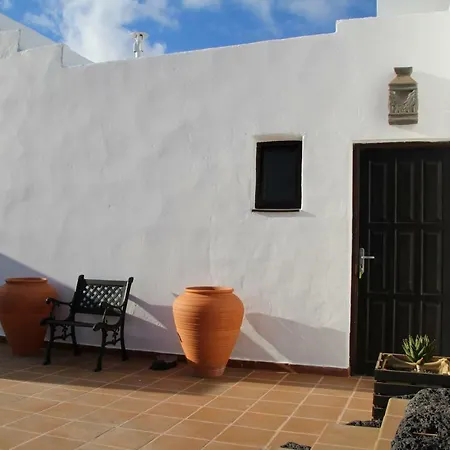 Casa Caldera Guiguan Сasa de vacaciones Tinajo